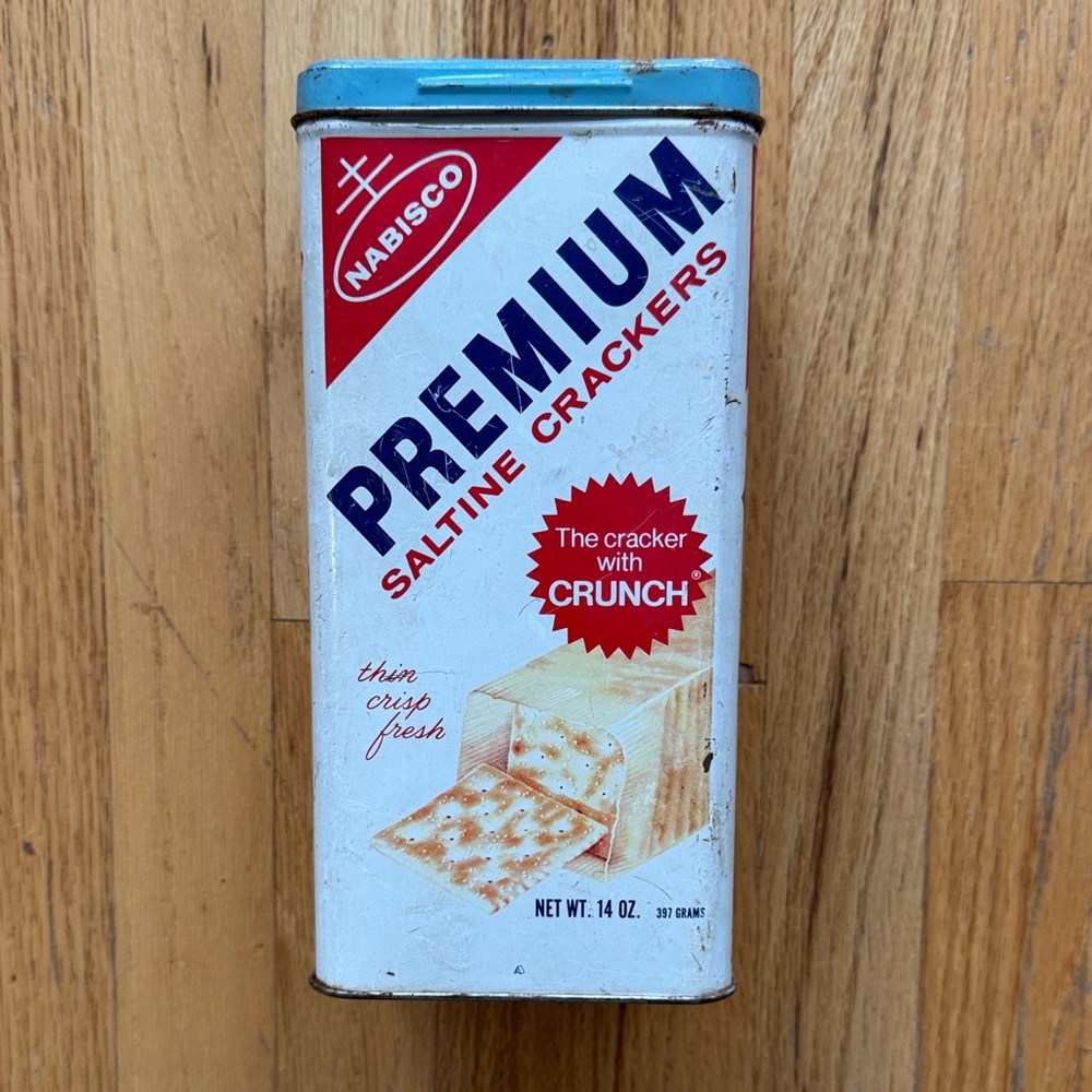 Vintage Nabisco Premium Saltine Crackers Tin